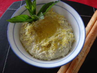 Vegan broad bean hummus