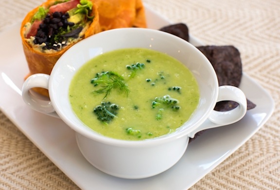 Vegan broccoli soup