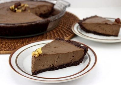 Vegan chocolate pie