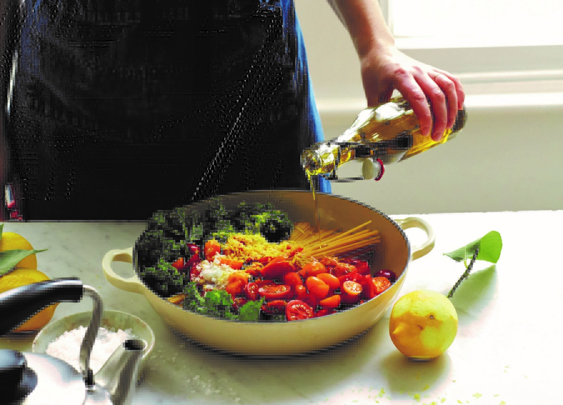 Vegan tomato and spaghetti