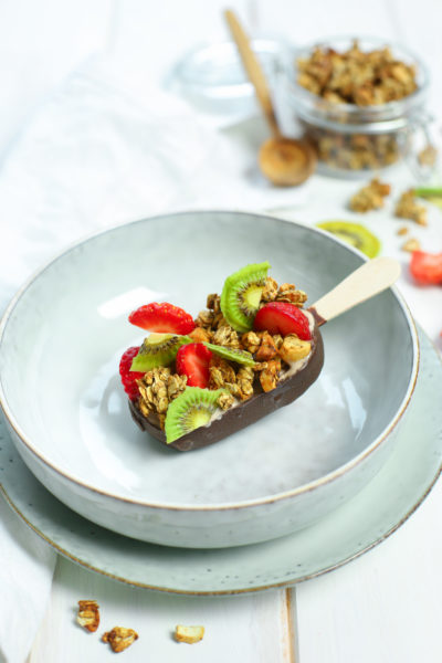 Vegan granola boat