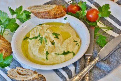 Vegan sweetcorn hummus