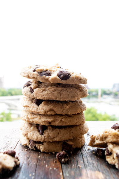 Vegan chocolate chip cookies