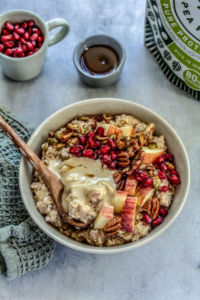 Apple Cinnamon Spiced Oats