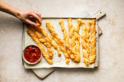 Vegan Melting Cheeze Straws