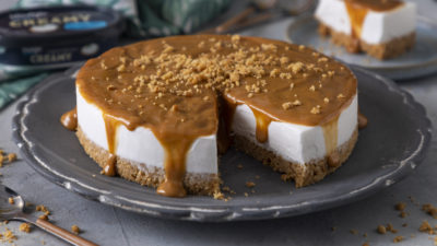 Vegan Salted Caramel Fudge Cheesecake