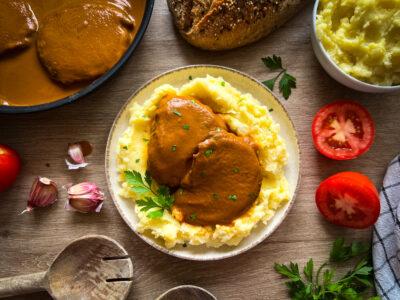 Carrilleras de seitán en salsa